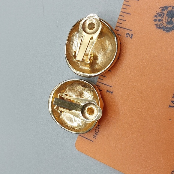 Vintage Bumpy Ridges Gold Tone with a Hint of Silver Tone Clip On Earrings - Picture 6 of 6